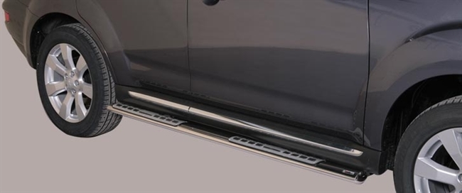 Side bars med trin fra Mach i rustfri stål - Fås i sort og blank til Mitsubishi Pajero kort model årg. 07+