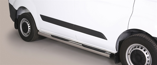 Side bars med trin fra Mach i rustfri stål - Fås i sort og blank til Ford Transit Custom (kort model) årg. 13-23