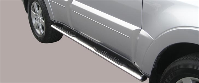 Side bars med trin fra Mach i rustfri stål - Fås i sort og blank til Mitsubishi Pajero lang model årg. 07+
