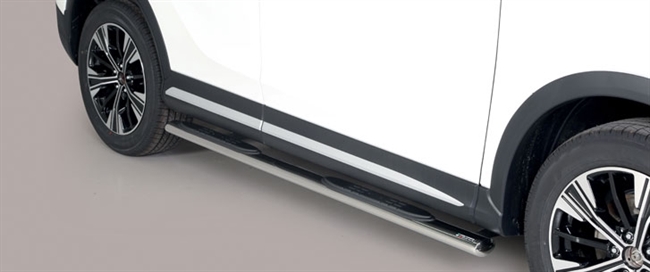 Side bars med trin fra Mach i rustfri stål - Fås i sort og blank  til Mitsubishi Eclipse Cross årg. 18+