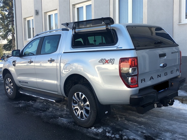Hardtop fra Aeroklas med Pop-up sidevinduer lakeret i bilen\'s farve med centrallås til Ford Ranger Double Cab Årgang 2012-2022