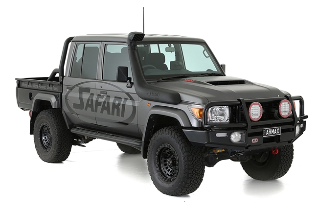 Snorkel fra Safari til Toyota 71, 73, 75, 76, 78 & 79 Series Bred Front Landcruiser Årg. 2007+ 4.5L Diesel 1VD-FTV (Factory Snorkel Replacement)
