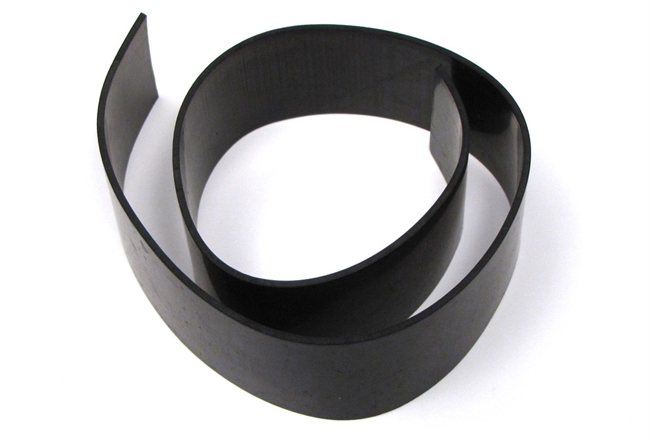 Gummiliste bundskinne til rude på fordøre til Land Rover Discovery I