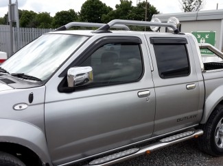 Vindafviser/Wind deflectors Nissan Navara D22 årg. 98-02