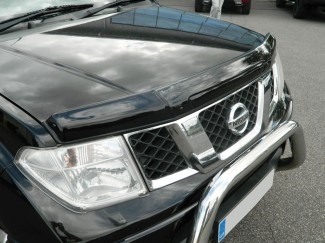 Motorhjelmsbeskyttelse til Nissan Navara D40/Pathfinder årg. 05-10
