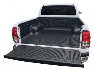 Ladindsats/bedliner - Under rail til Toyota Hilux Extra Cab årg. 2016+