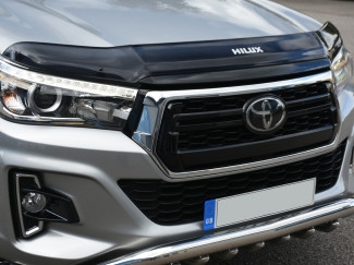 Motorhjelmsbeskyttelse til Toyota Hilux med logo årg. 16-21