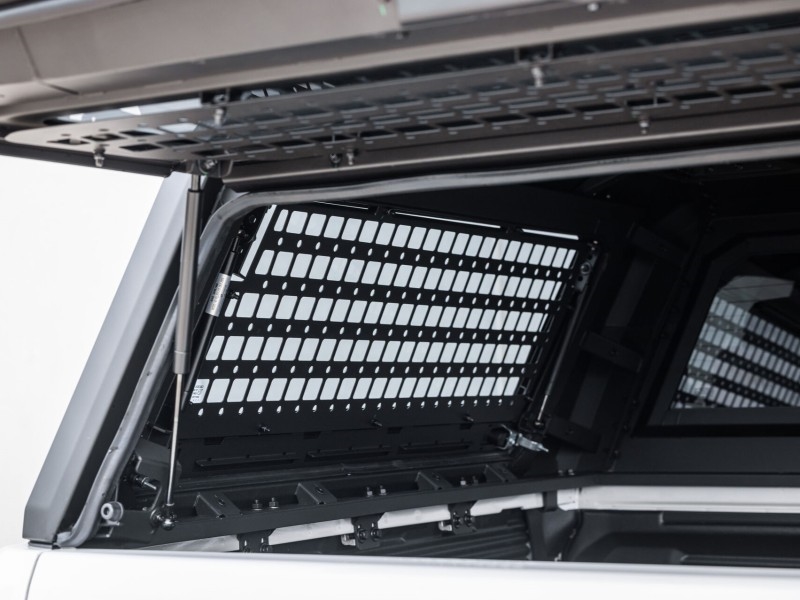 Beskyttelsesgitter til vinduer på Ironman4x4 Raid hard top