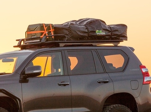 Tagbagagebærer/Roof rack beslag på Toyota Landcruiser/Prado 150 fra Ironman4x4
