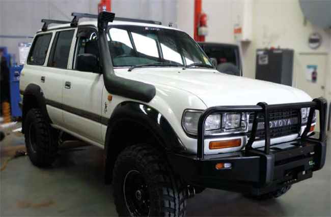 Snorkel Ironman Airforce Toyota Landcruiser VX80