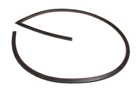 Liste mellem Hard Top og siderudepanel på Land Rover Defender 90