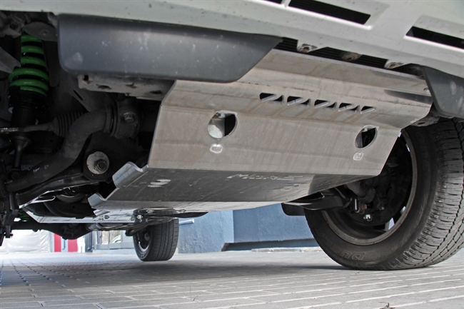 Undervognsbeskyttelse - Motor i aluminium til Toyota Land Cruiser J150 17+