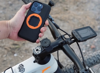 Smartphonebeslag til cyklen fra Quadlock