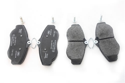 Bremseklodser front OE til Discovery II inkl. bolte til ventilerede skiver