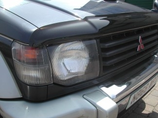 Motorhjelmsbeskyttelse til Mitsubishi Pajero årg. 91-01