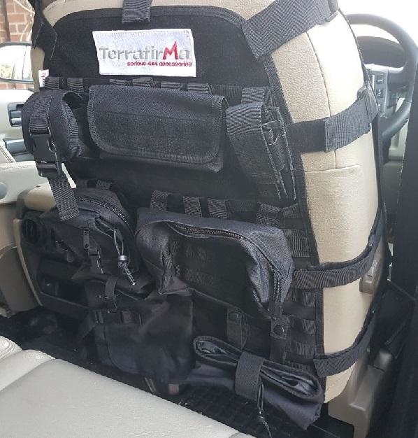 Sædebetræk med 9 aftagelige opbevaringslommer, der passer til alle køretøjer