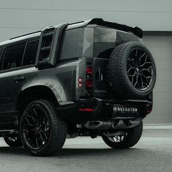 Tagspoiler i blank sort til Land Rover Defender Årgang 2020+