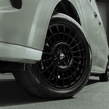Alu. fælg Predator Iconic 18x8 matsort til Ford Transit Custom Årgang 2023+
