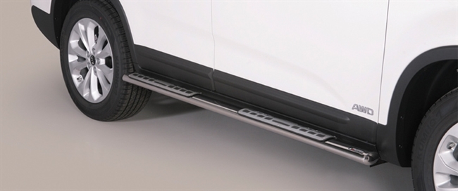 Side bars med trin i rustfri stål - Blank til Kia Sorento årg. 12-15