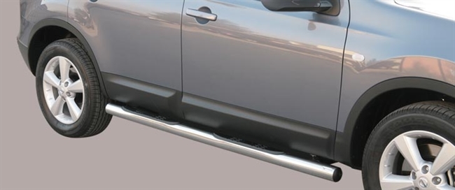 Side bars med trin fra Mach i rustfri stål - Fås i sort og blank til Nissan Qashqai+2 årg. 08+