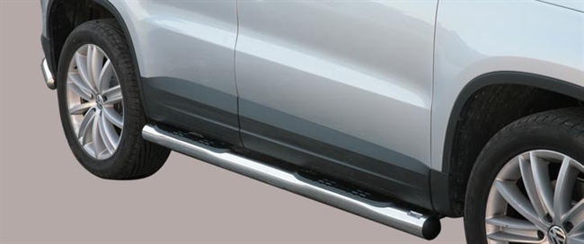 Side bars (trinbrædder) med trin fra Mach i rustfri stål - Fås i sort og blank til VW Tiguan årg. 08-11