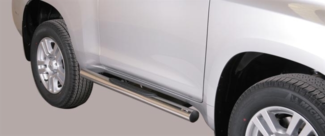 Side bars med trin fra Mach i rustfri stål - Fås i sort og blank til Toyota Landcruiser 150 3 dørs årg. 09+