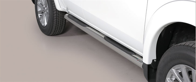 Side bars med trin i rustfri stål - Blank til Mitsubishi L200 Extra Cab årg. 15+