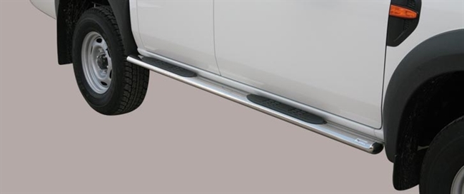 Side bars ovale med trin fra Mach i rustfri stål - Fås i sort og blank til Ford Ranger Double Cab årg. 09-11