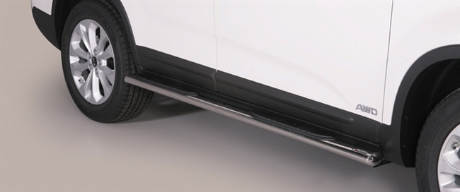 Side bars med trin i rustfri stål - Blank til Kia Sorento årg. 12-15