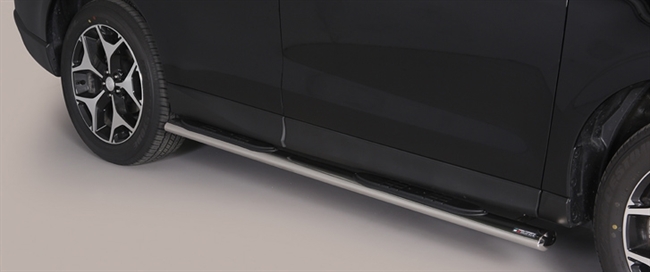 Side bars med trin fra Mach i rustfri stål - Fås i sort og blank til Subaru Forester årg. 13+