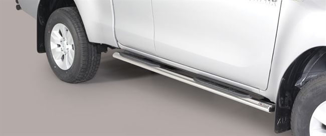 Side bars med trin fra Mach i rustfri stål - Fås i sort og blank til Toyota Hilux Extra Cab årg. 16>