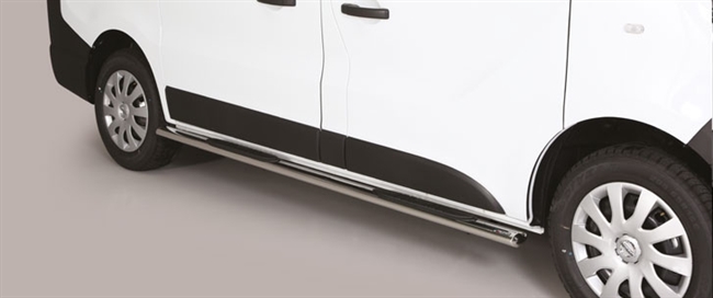 Side bars med trin i rustfri stål - Blank til Nissan NV 300 (kort model) årg. 17+
