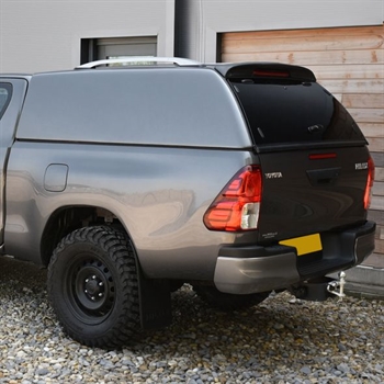 Hardtop CarryBoy 560 Commercial - 040 White til Toyota Hilux Extra Cab Årgang 2016+