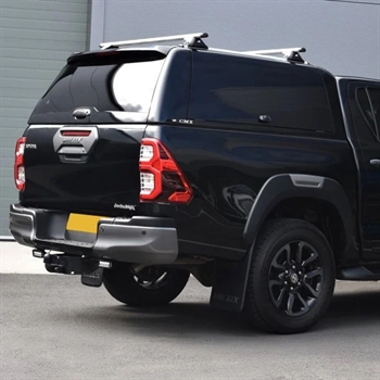 Hardtop Alpha CMX i køretøjet's original farve til Toyota Hilux D/C Årgang 2020+