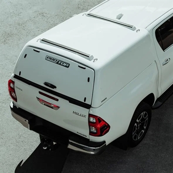 Hardtop fra ProTop Tradesman kompatibel med Roof Rack lakeret i bilens originalfarve solid bagdør til Toyota Hilux D/C Årgang 2021+