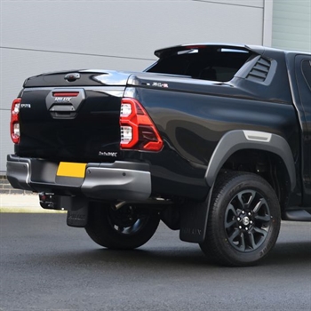 Ladtop fra Alpha SC-Z sport lakeret i bilens originale farve med centrallås til Toyota Hilux Double Cab årgang 2020+