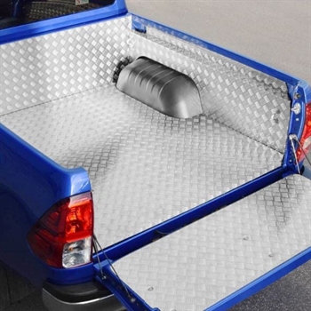 Ladindsats/bedliner i aluminium fra Trux til Toyota Hilux D/C Årgang 2020+