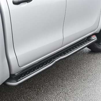 Rock sliders fra Predator til Toyota Hilux Årgang 2020+