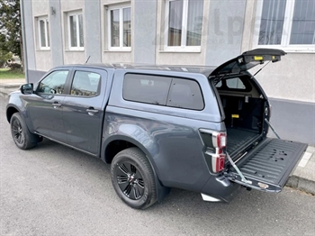 Hardtop fra Aeroklas pop-out siderude m/centrallås lakeret i bilens originalfarve til Isuzu D/C Årgang 2025+