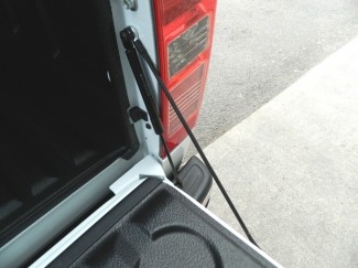 Støddæmper til bagklap på Isuzu D-Max alle varianter Årgang 2012-2020