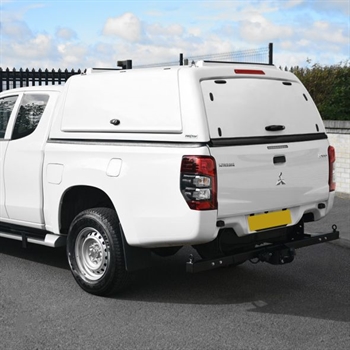 Hardtop - ProTop Gullwing uden glasrude i bagdøren lakeret i bilens originalfarve til Mitsubishi L200 X/C Årgang 2015-2019