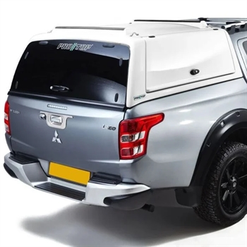Hardtop fra ProTop Gullwing med glas i bagdør lakeret i W32 Hvid til Mitsubishi L200 D/C Årgang 2015-2019
