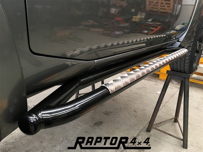 Rock Sliders Heavy Duty til Nissan Patrol GR Y61 - Lang model