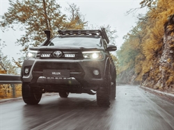 Led lygter fra Lazer til indbygning - Elite Triple R 750 til Toyota Hilux 2016-2021