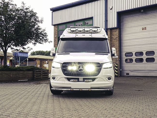 Led lygter fra Lazer til indbygning - Standard Triple-R 750 til Mercedes SPRINTER 2018+