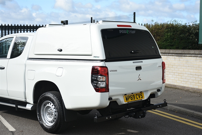 Hardtop Protop Workman til Mitsubishi L200 Extra Cab årg. 15+