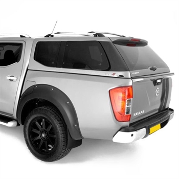 Hardtop fra Alpha Type-E Leisure Hardtop i bilens originalfarve til Nissan Navara D/C Årgang 2016-2021