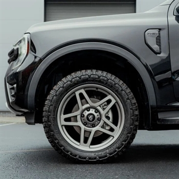 Alu. fælg Predator Fox 20'' Matgrå til Mitsubishi L200 D/C Årgang 2019-2021