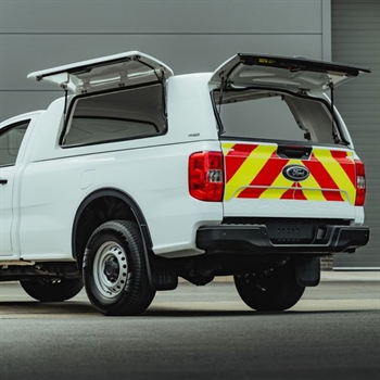 Hardtop fra ProTop Gullwing uden glasrude i bagdøren i PN3GZ Frozen White til Ford Ranger Single Cab Årgang 2023+
