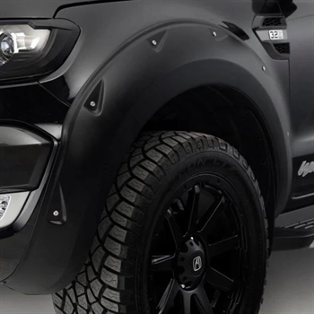Skærmforøger - X-Treme 9'' i Matsort fra Predator til Ford Ranger D/C med parkeringssensor Årgang 2019-2022